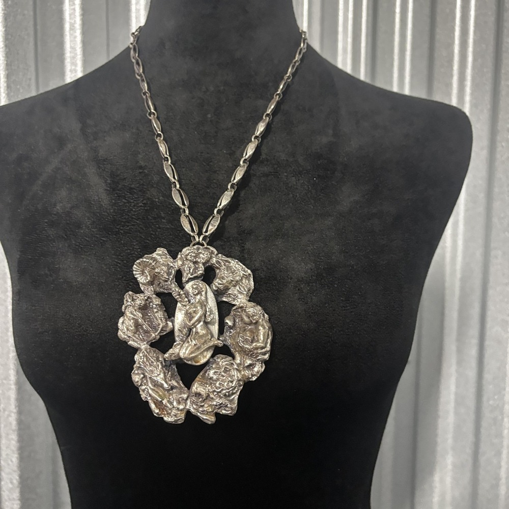 Vintage Tortolani Zodiac Medallion Pendant Necklace‎ Silver Tone Signed Large - Picture 2 of 14